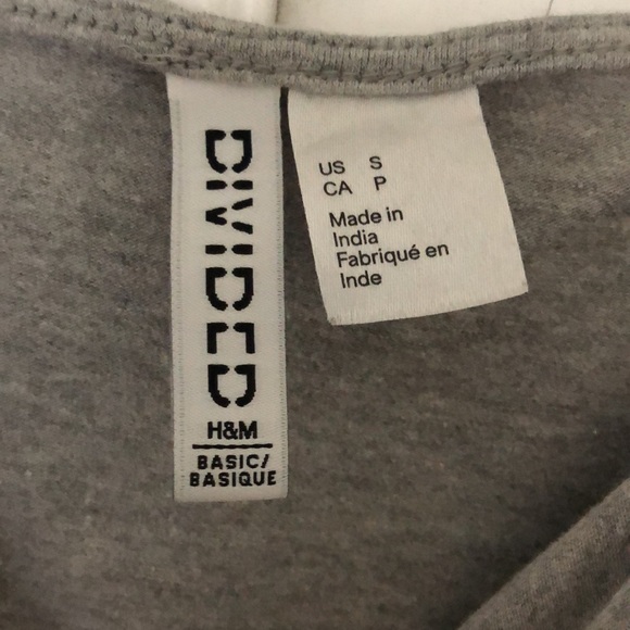 H&M gray top - Picture 2 of 3